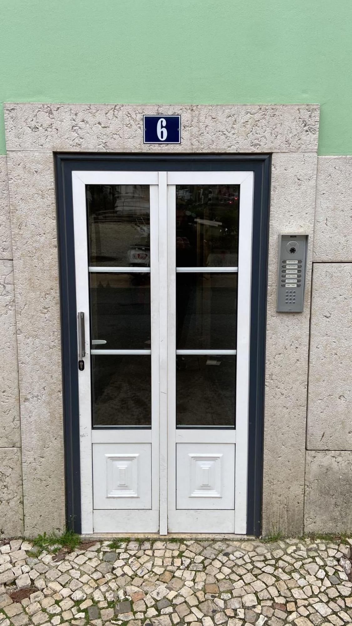 Ferienwohnung Exuberante Refugio No Centro De Lisboa Exterior foto